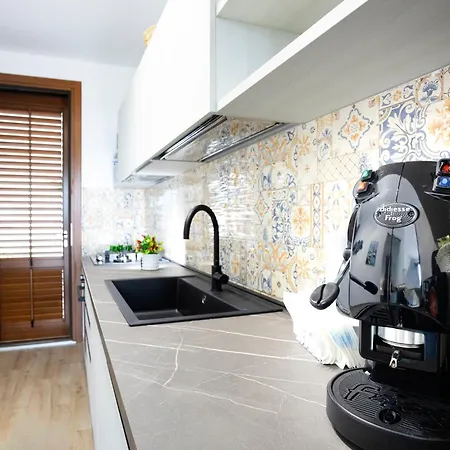 Dom wakacyjny La Casetta Di Leo - *