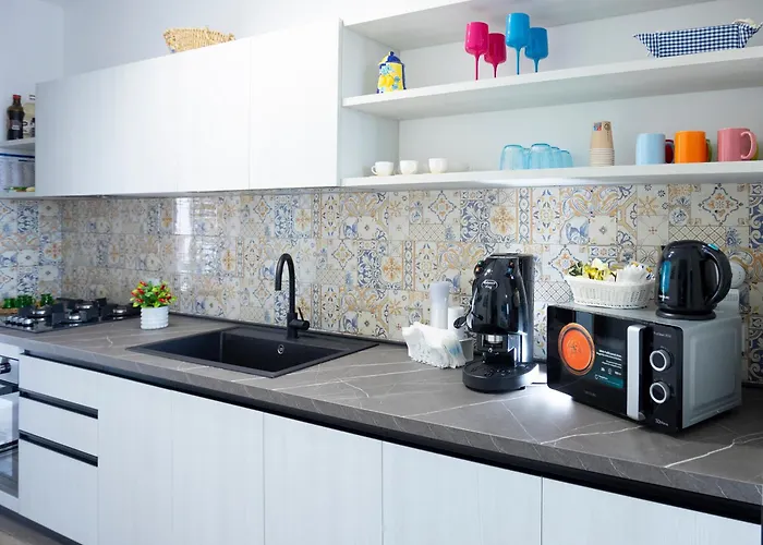 Holiday home La Casetta Di Leo - *